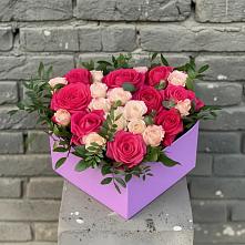 Цветочная композиция из Розы в коробке в Подпорожье