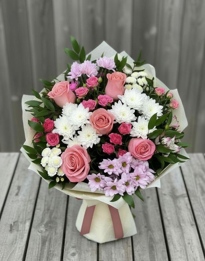 Букет цветов из: Альстромерии, Гвоздики, Розы и Хризантемы в Подпорожье