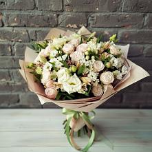 Букет цветов из:  Альстромерии, Розы и Хризантемы в Подпорожье