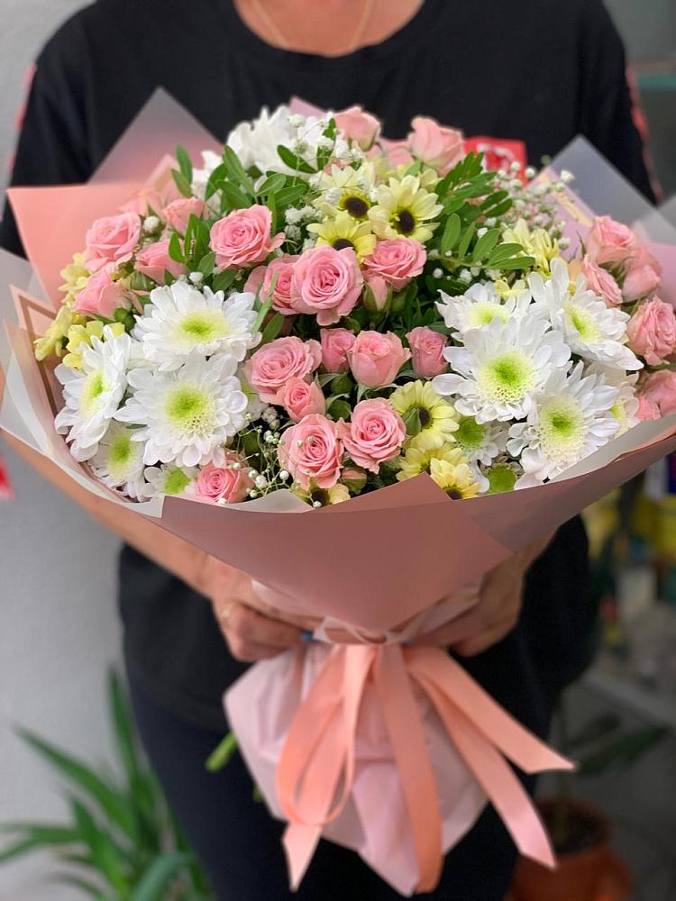 Букет цветов из: Розы и Хризантемы в Подпорожье