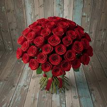 Букет 55 Красных роз Фридом #REPLACE_PRED# Подпорожье