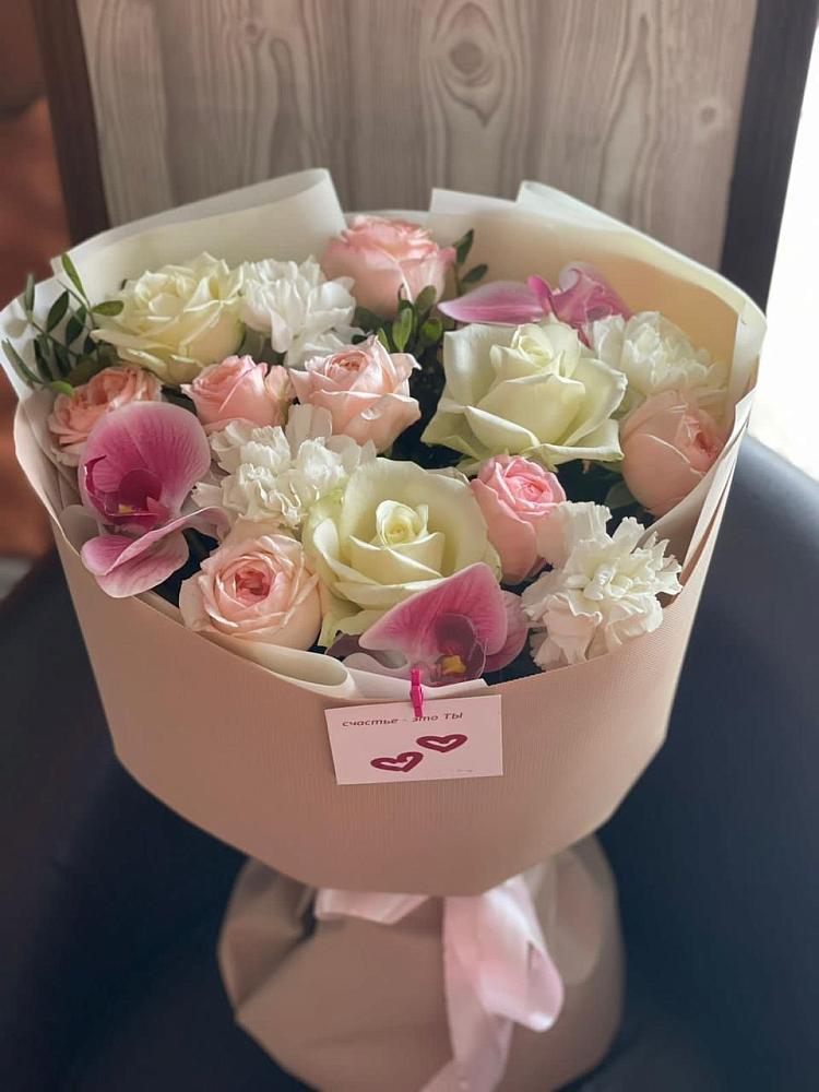 Букет цветов из: Орхидеи, Розы и Гвоздики в Подпорожье