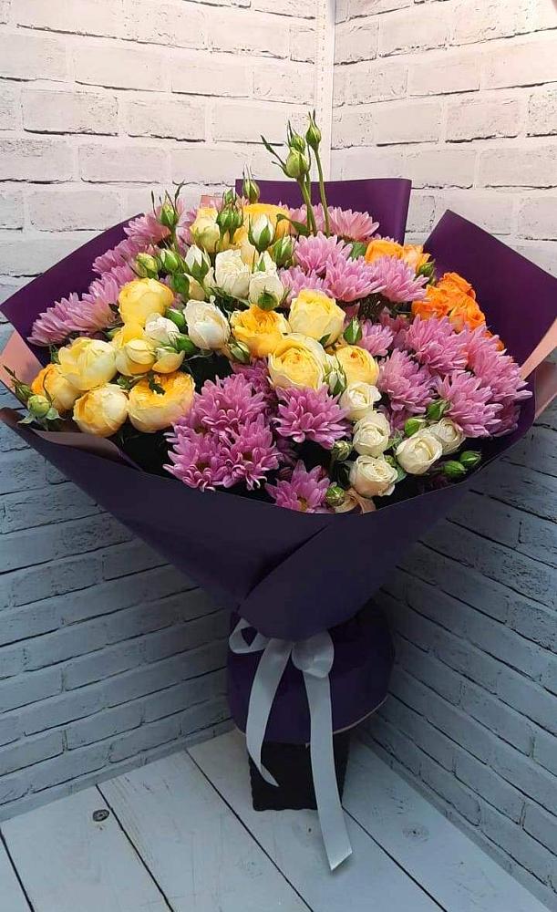 Букет цветов из: Хризантемы и Розы в Подпорожье