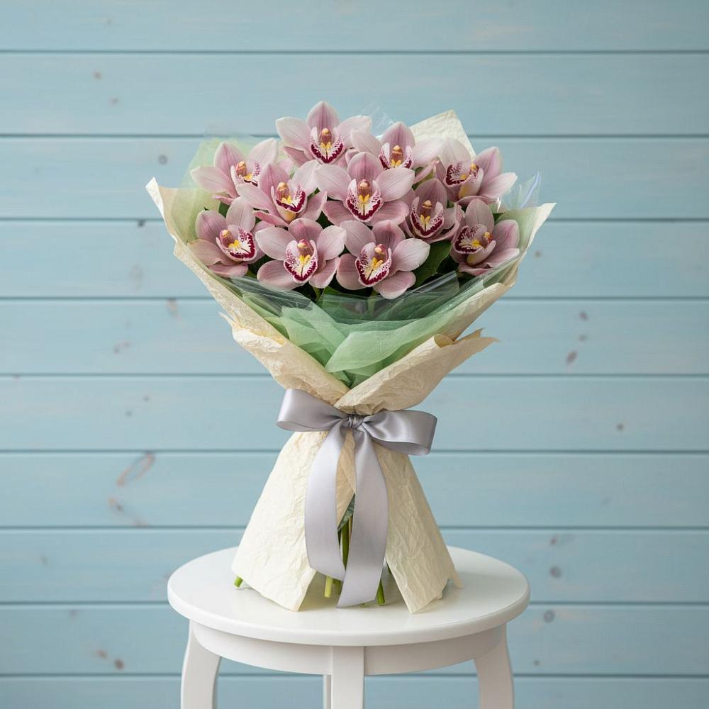 Букет цветов из: Орхидеи и Розы в Подпорожье