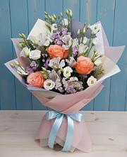 Букет цветов из:  Лизиантусы, Розы, Альстромерии и Гипсофила #REPLACE_PRED# Подпорожье