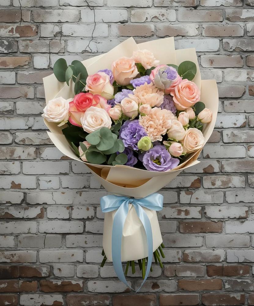 Букет цветов из: Розы, Лизиантусы и Гвоздики в Подпорожье