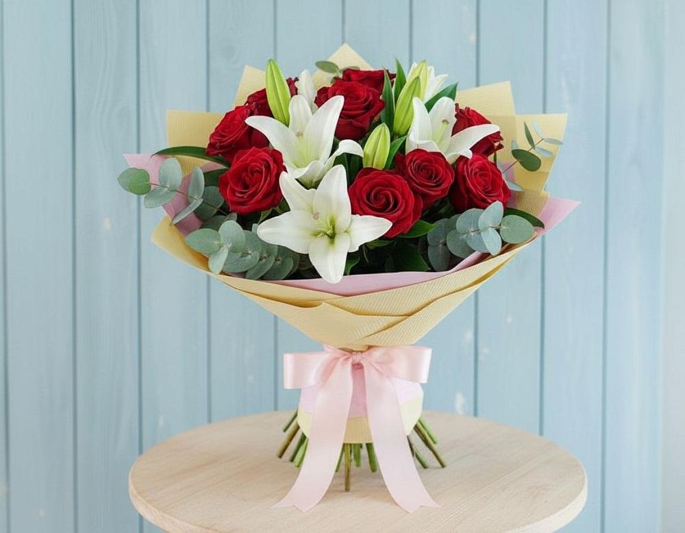 Букет цветов из: Лилии и Розы в Подпорожье